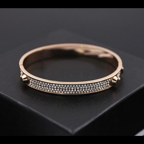 Bracelet with stones - Picture 3 of 4